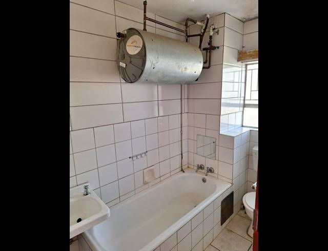1 BEDROOM PROPERTY TO RENT IN ARCADIA